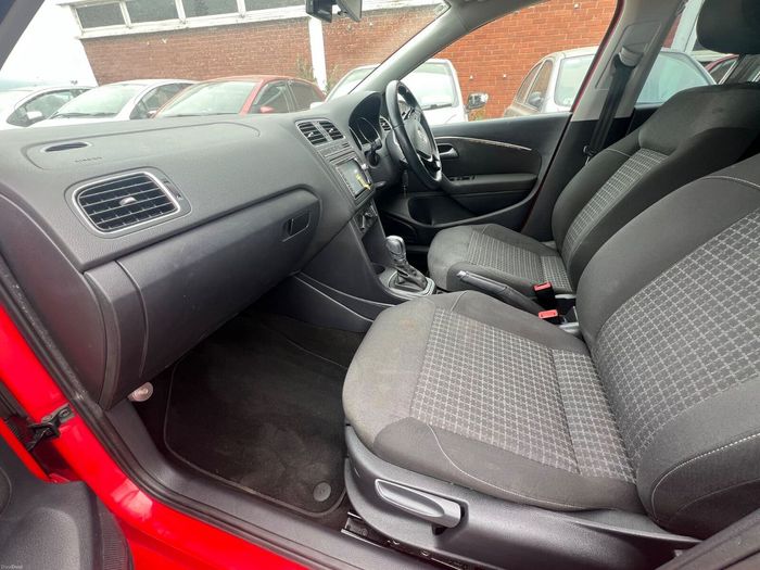 Volkswagen Polo 2015