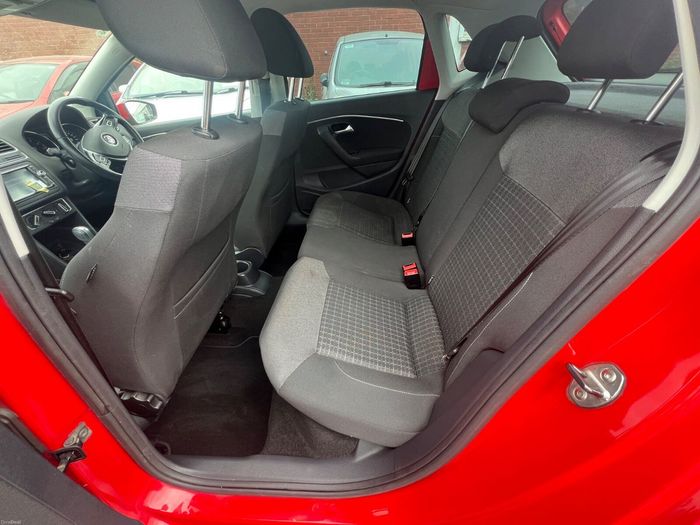 Volkswagen Polo 2015