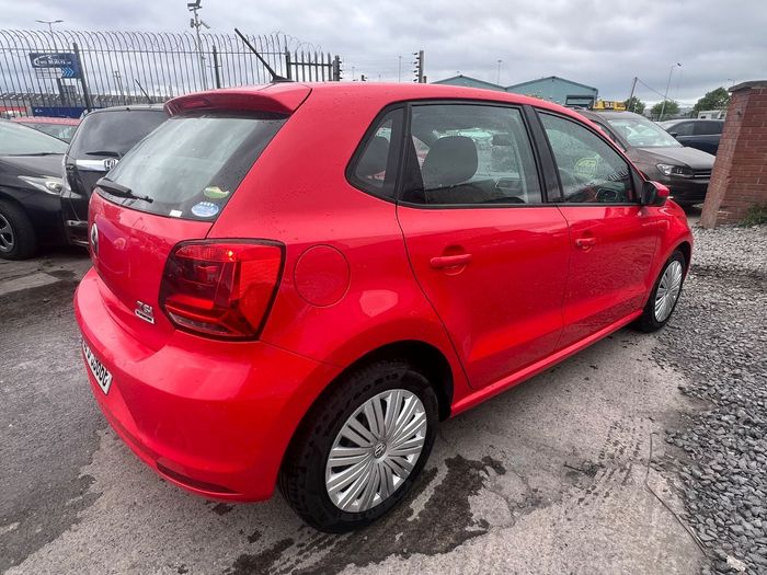 Volkswagen Polo 2015