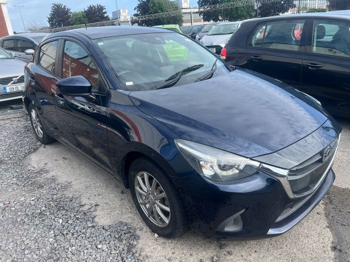 Mazda Demio 2015