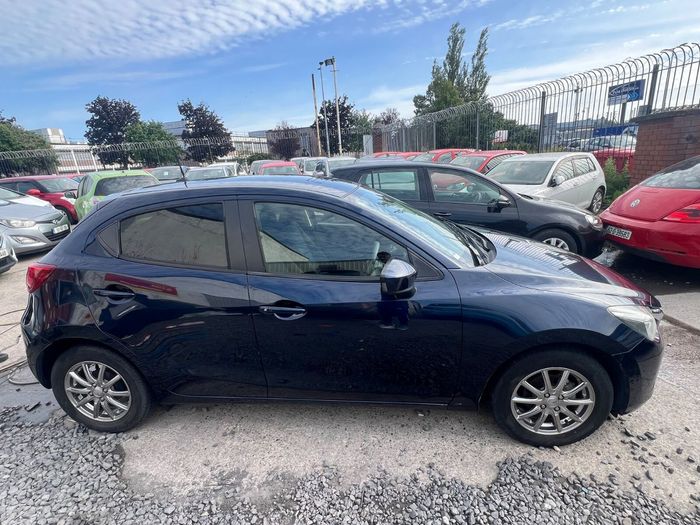 Mazda Demio 2015