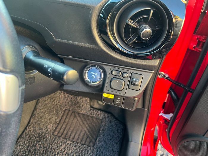 Toyota Aqua 2015