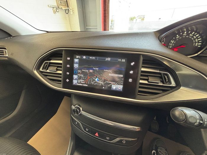 Peugeot 308 2015