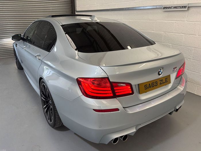 BMW M5 2013