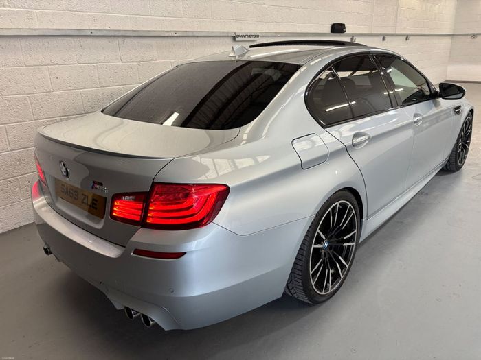 BMW M5 2013