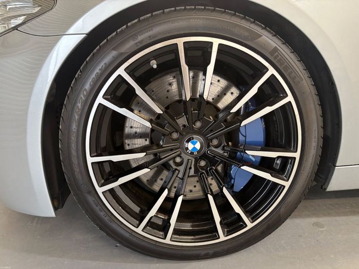 BMW M5 2013