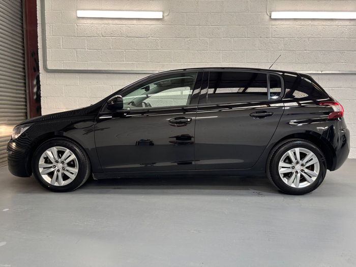 Peugeot 308 2015