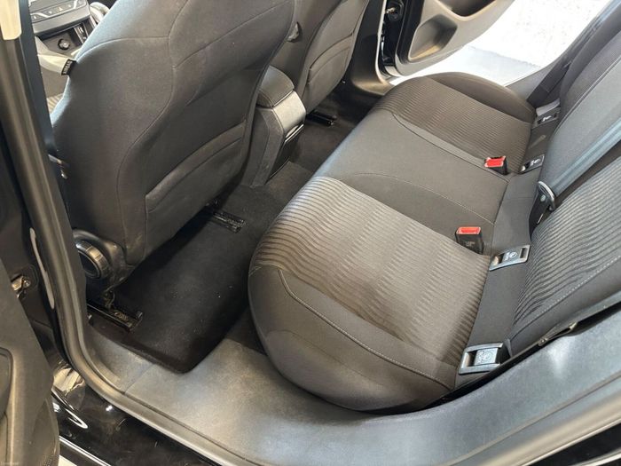 Peugeot 308 2015
