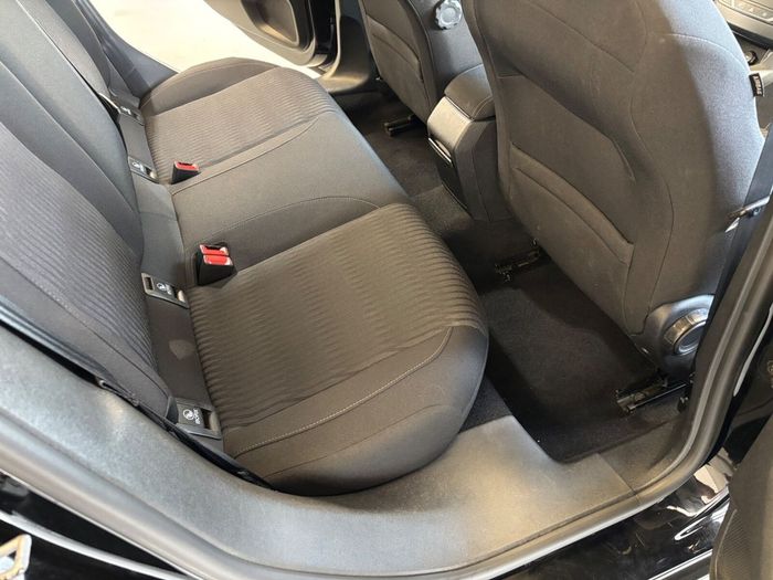 Peugeot 308 2015