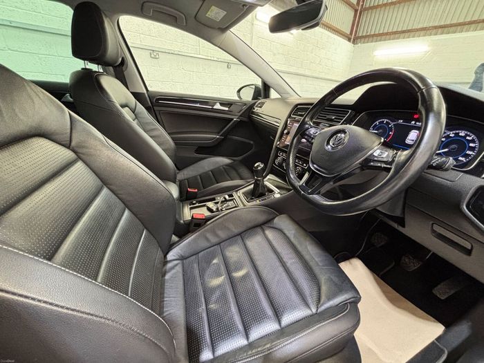 Volkswagen Golf 2020