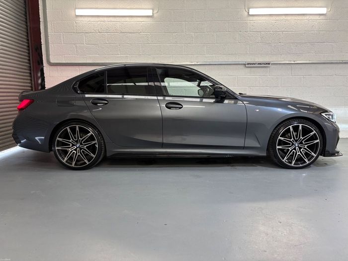 BMW 3 Series 2020