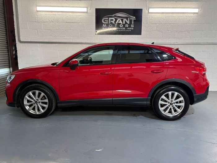 Audi Q3 2021