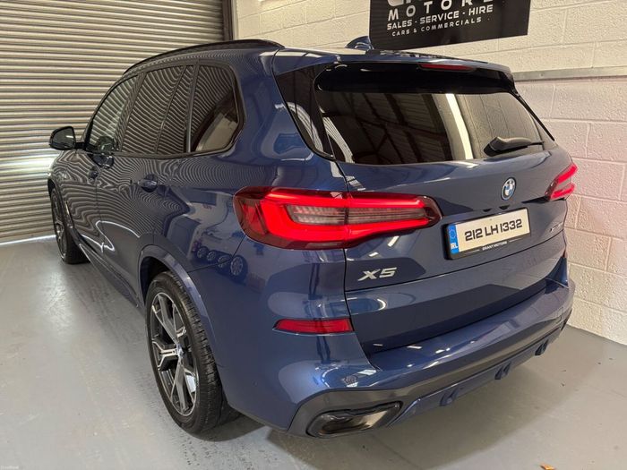 BMW X5 2021