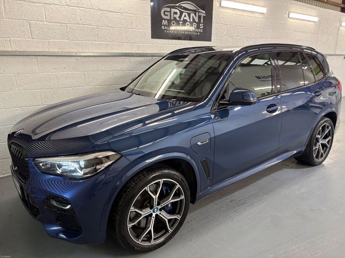 BMW X5 2021