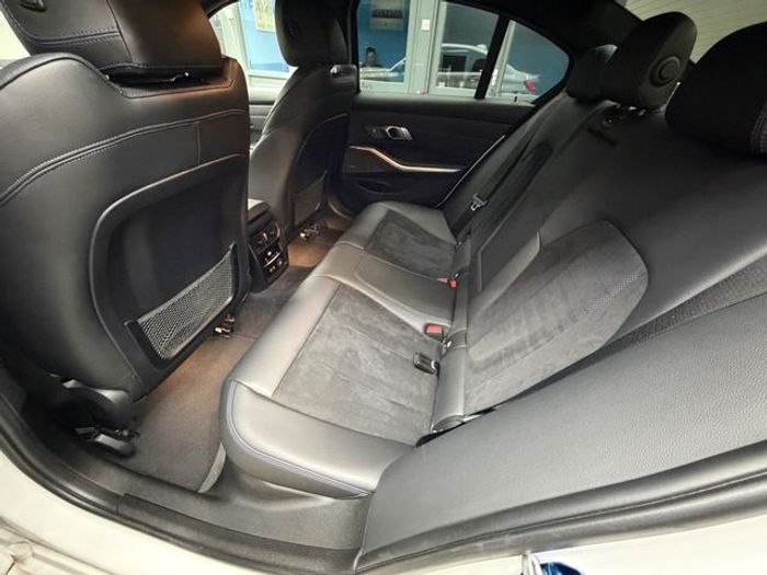 BMW 3 Series 2019