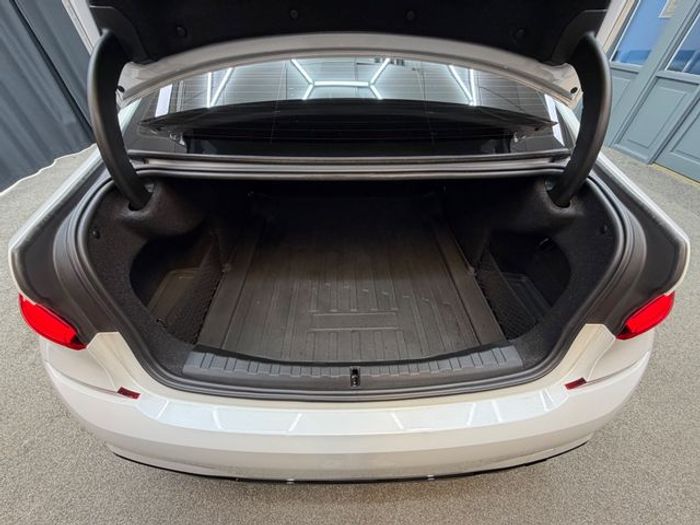 BMW 3 Series 2019