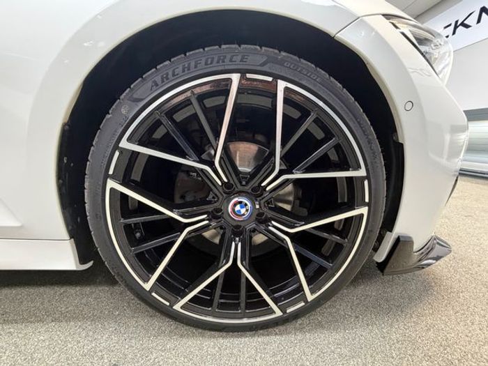 BMW 3 Series 2019