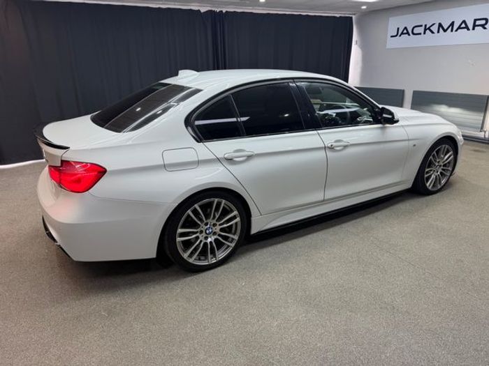 BMW 3 Series 2016