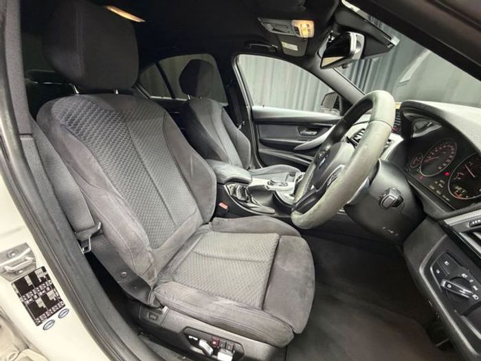 BMW 3 Series 2016