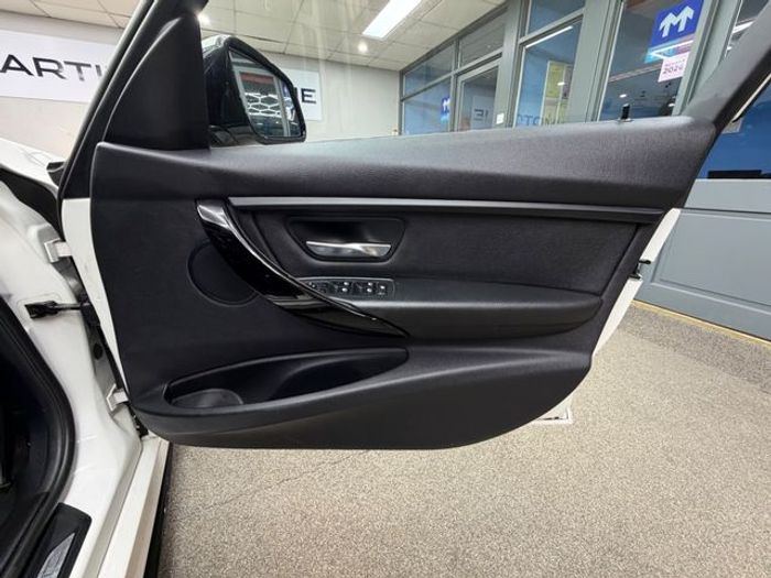 BMW 3 Series 2015