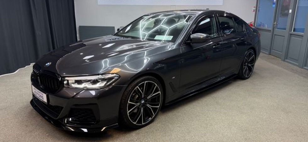 BMW 5 Series 2021