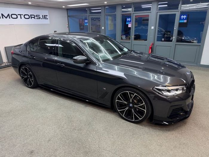 BMW 5 Series 2021
