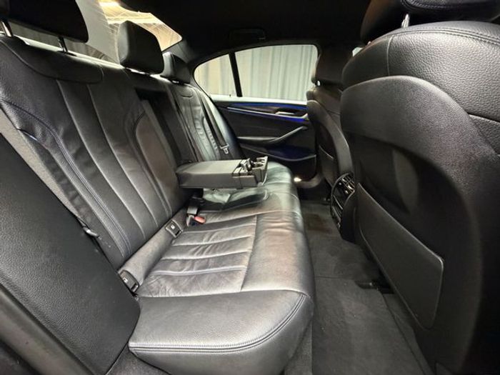 BMW 5 Series 2021