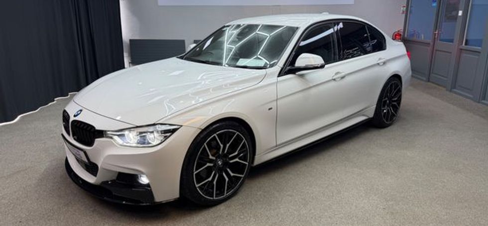 BMW 3 Series 2017