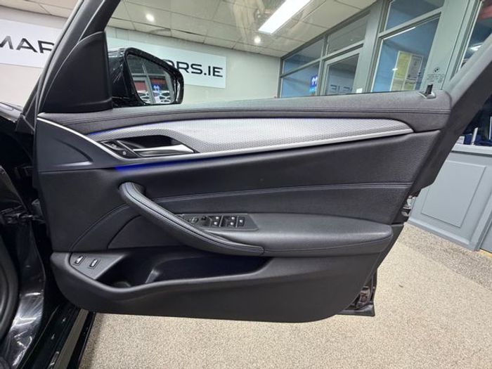 BMW 5 Series 2019