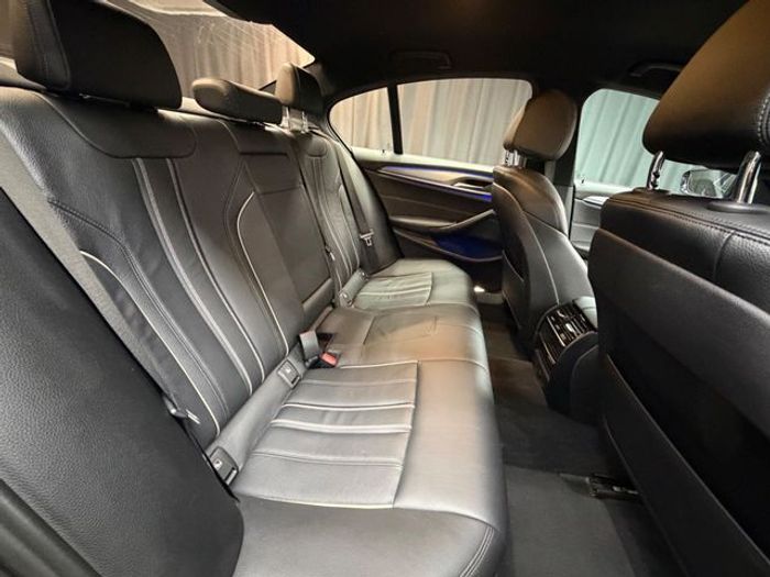 BMW 5 Series 2019