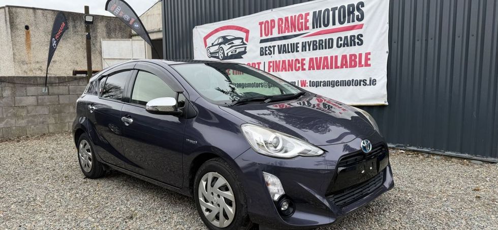 Toyota Aqua 2015
