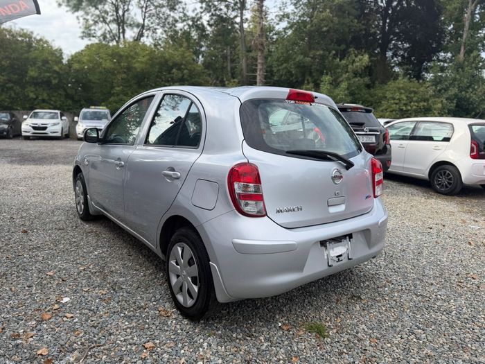 Nissan March 2013