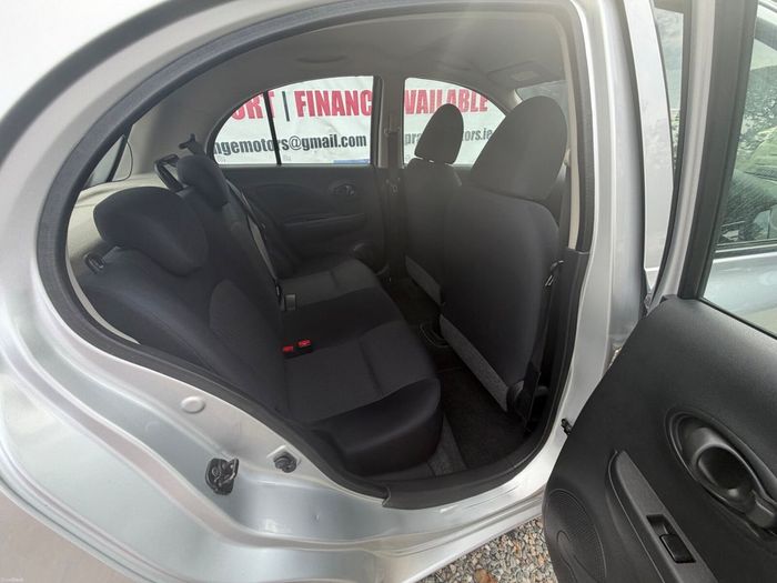 Nissan March 2013