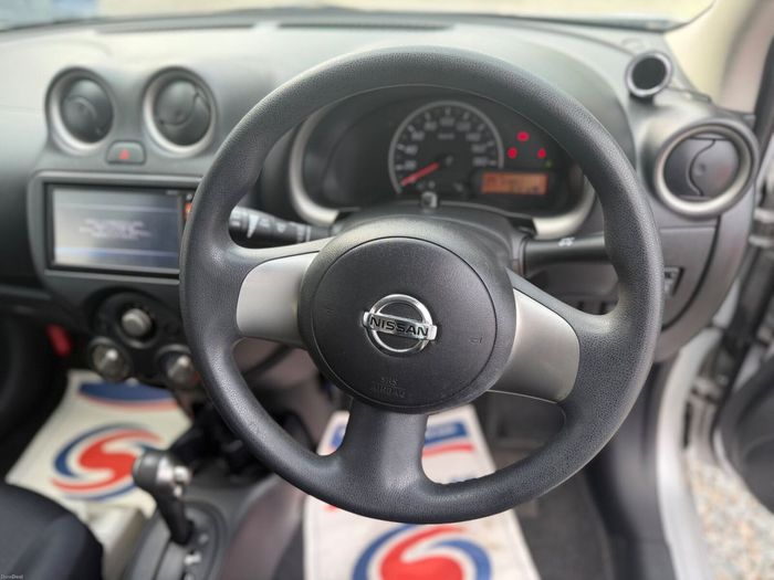 Nissan March 2013