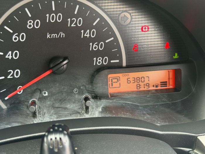 Nissan March 2013