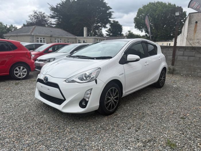 Toyota Aqua 2015
