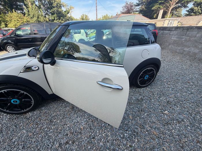 MINI Cooper 2013