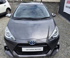 Toyota Aqua 2015
