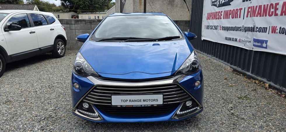 Toyota Aqua 2015