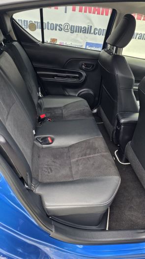 Toyota Aqua 2015