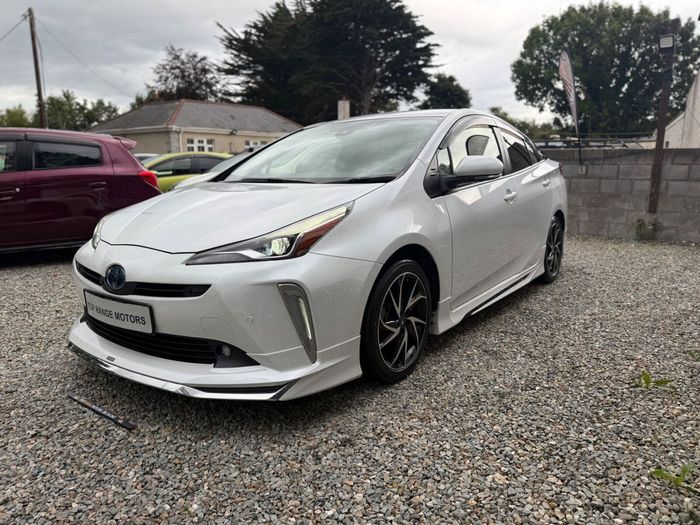 Toyota Prius 2021