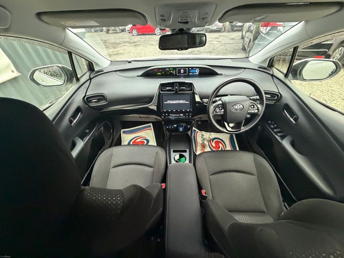 Toyota Prius 2021