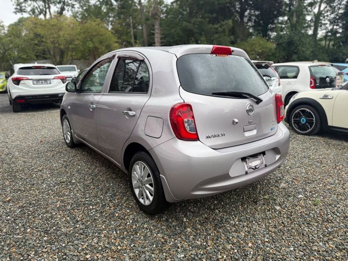 Nissan March 2015