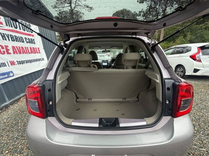 Nissan March 2015