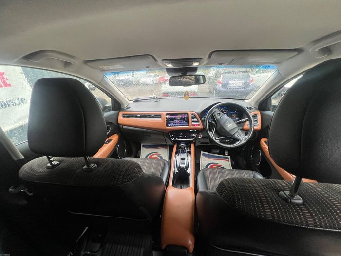 Honda Vezel 2015