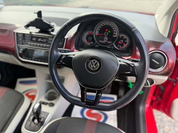 Volkswagen Up! 2017