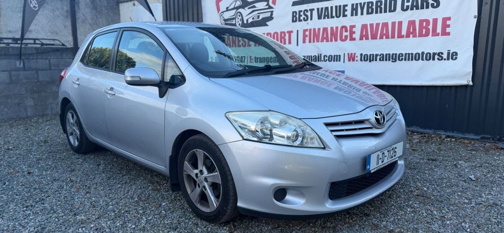 Toyota Auris 2011