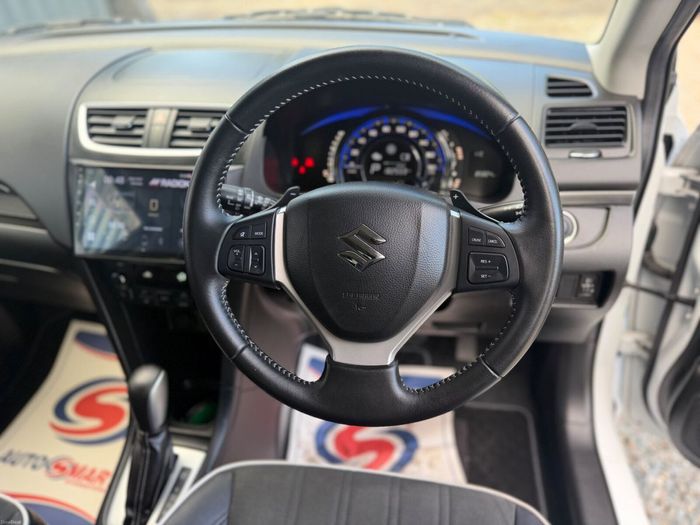 Suzuki Swift 2015