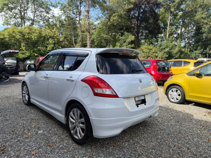 Suzuki Swift 2015