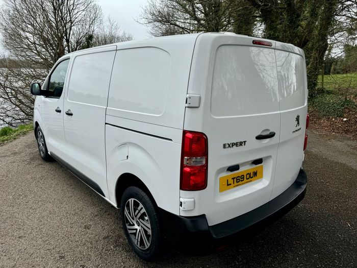 Peugeot Expert 2019